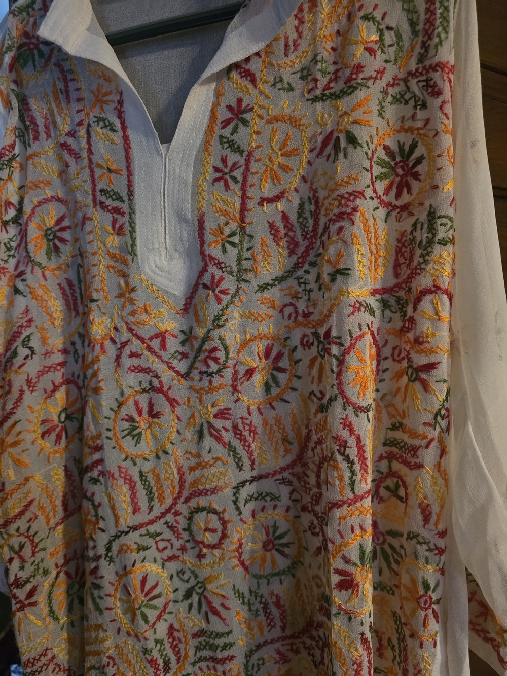 Embroidered White Women's Tunic Top with Multicolor Floral Stitching